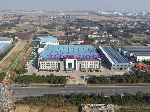 Changzhou Yingchuang Rotomolding Equipment Co,. Ltd linia produkcyjna producenta